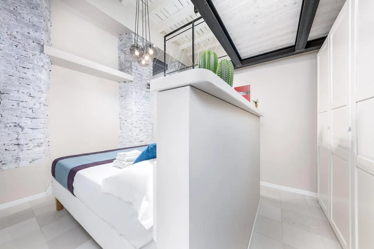 Casa Da Suite Yalta Milan Apartment