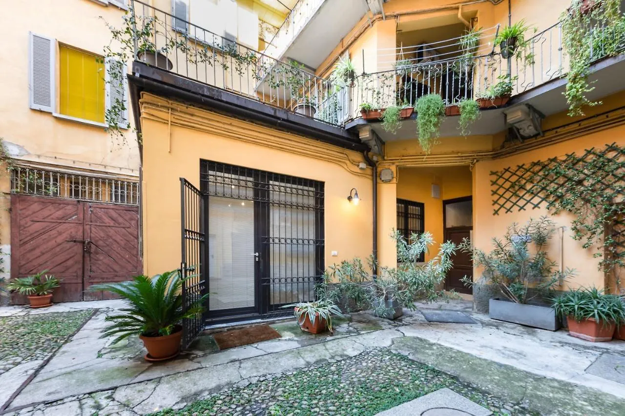 Casa Da Suite Yalta Milan Apartment
